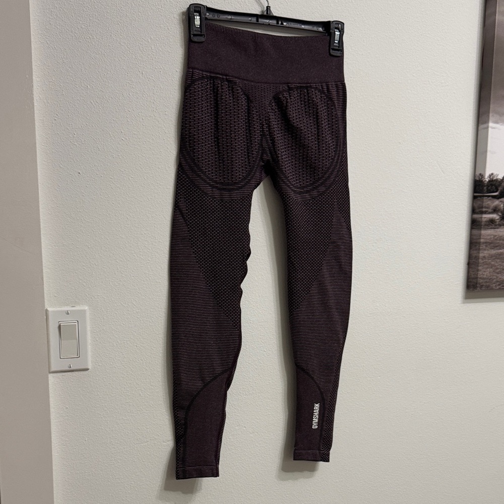 GYMSHARK Active Leggings - Dark Plum SIZE M